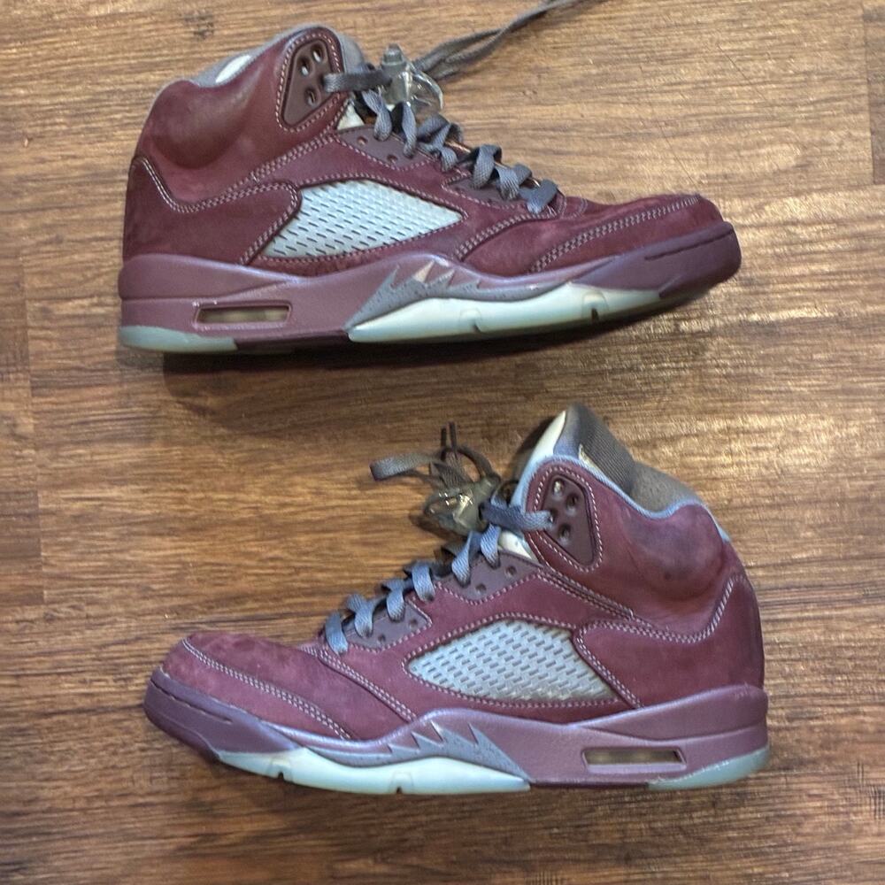 Air Jordan 5 Retro SE Burgundy 2023 Mens Size 9.5 DZ4131-600